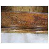 OLD RADIOS/HOME DECOR