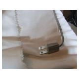 OLD RADIOS/HOME DECOR