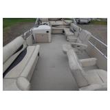 2008 Weeres 240 SE Sportsman Deluxe 24’ pontoon