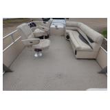 2008 Weeres 240 SE Sportsman Deluxe 24’ pontoon
