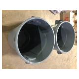 Lot of Rubbermaid Commercial Products BRUTE 44 Gal. Grey Vented Plastic Outdoor Trash Can No Top Included   Customer Returns See Pictures