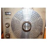 Dole 300 Grain Moisture Tester with Case