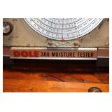 Dole 300 Grain Moisture Tester with Case
