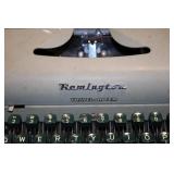 Vintage Remington Travel-Riter Typewriter with Case