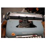 Vintage Smith-Corona Electra 12 Typewriter