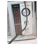 Vintage Wards Airline 11-Transistor AM/FM Radio Model GEN-1378A