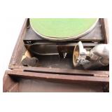 Vintage Portable Gramophone Turntable in Wooden Case