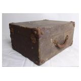 Vintage Portable Gramophone Turntable in Wooden Case