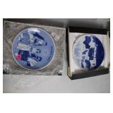 Set of 2 1978 Julen Collector Plates in Original Box