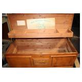Vintage Cedar Hope Chest with Cushioned Top and Maritime Detailing