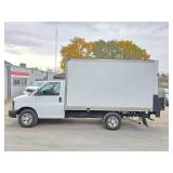 2017 Chevy Express 3500 Box Truck w/ Lift Gate