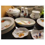 Royal Worcester Evesham Chinaware Service ~ 20 pieces
