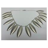 Elegant Sterling Silver Necklace w/Leaf Design