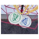 Disk Golf Catcher with 2 Frisbee