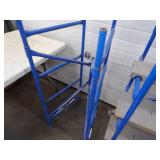 Indoor Scaffolding with 4 planks and Wheels with Extender