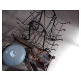 Screener, Metal Décor, Radio