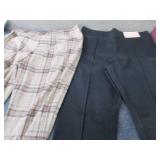6 pr Ladies Medium Assorted Pants...