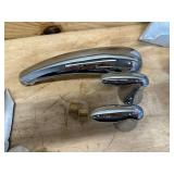 Coralais™ Deck-mount bath faucet trim, 8"