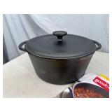 New 5 Quart Cast Iron Dutch Oven