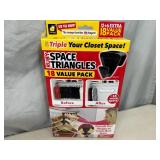New Pack of 18 Ruby Space Triangles For Closet Organization