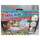 New Pixicade Digital Game Creator and 3 Packs of Scratch 