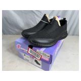 New Skechers Memory Foam Shoes - Size 5.5