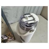 New Serengeti Vacuum Insulated Stainless Steel Water Bottle - Black and White Cat