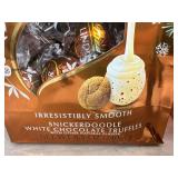 4 New Bags of Lindt Lindor Limited Edition Snickerdoodle White Chocolate Truffles