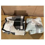 LOT OF 2 Blankets