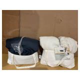 LOT OF 2 Comforter Set