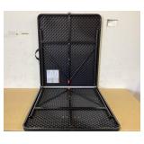 Mainstays 6 Foot Bi-Fold Plastic Folding Table