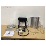 Expert Grill 30qt Turkey Fryer with Spigot