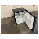 Hisense 1.6 Cu Ft Single Door Mini Fridge