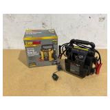 EverStart Maxx 1000 Peak Amp Jump Starter with 120 PSI Compressor, Pivoting LED Light, 3X USB Ports