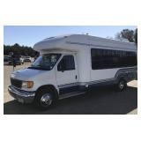2006 Ford E450 Handicap-Accessible Bus