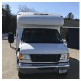 2006 Ford E450 Handicap-Accessible Bus