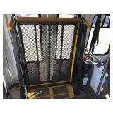 2006 Ford E450 Handicap-Accessible Bus