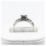 W.&H. Jewelry Co. Inc. Green Stone & Spiral Sterling Silver Ring. Size 6 - 6.25.