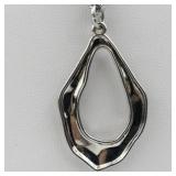 Hammered Ring Silver Plated Pendant Necklace .