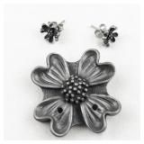 Flower Silver Tone Base Metal Brooch With Built In Earrings!!!.
