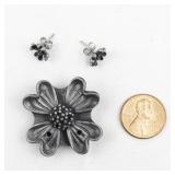 Flower Silver Tone Base Metal Brooch With Built In Earrings!!!.