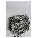 Set of 2 Stylish Women