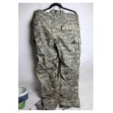 Army Combat Uniform Trouser X-Large Regular with Digital Camouflage