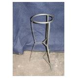 Metal Plant Stand with Circular Design