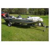 1995 Bass Tracker Tournament TX17 Fishing Boat with Trailer and 40HP Mercury Outboard