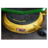 John Deere LX 277 42" Lawn Mower