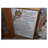 Assorted Wall Décor