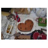 Large Assortment of Home Décor