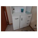Free Standing Kitchen Pantry