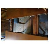 Kitchen Table with Leaf Extender and 6 Chairs